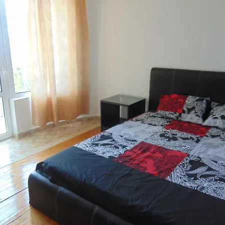 Valq Dimitrova فارنا